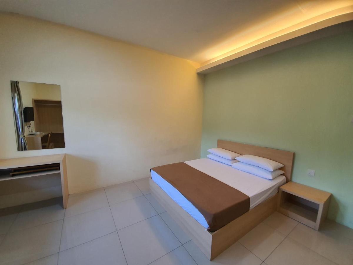 Spot On 90025 Sr Valley Hotel Seremban Exterior foto